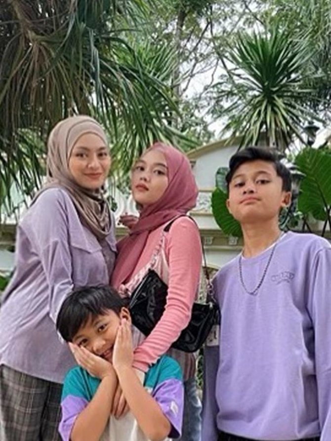 liburan nathalie bersama anak anak