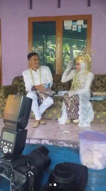 pengantin tak gunakan pelaminan