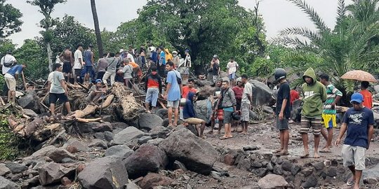 Korban Siklon Tropis Seroja di Kabupaten Alor, 25 Orang Meninggal dan 20 Hilang