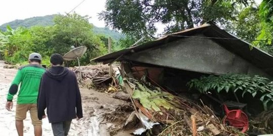 Jokowi Kirim Puluhan Ribu Paket Sembako untuk Warga Terdampak Bencana NTT-NTB