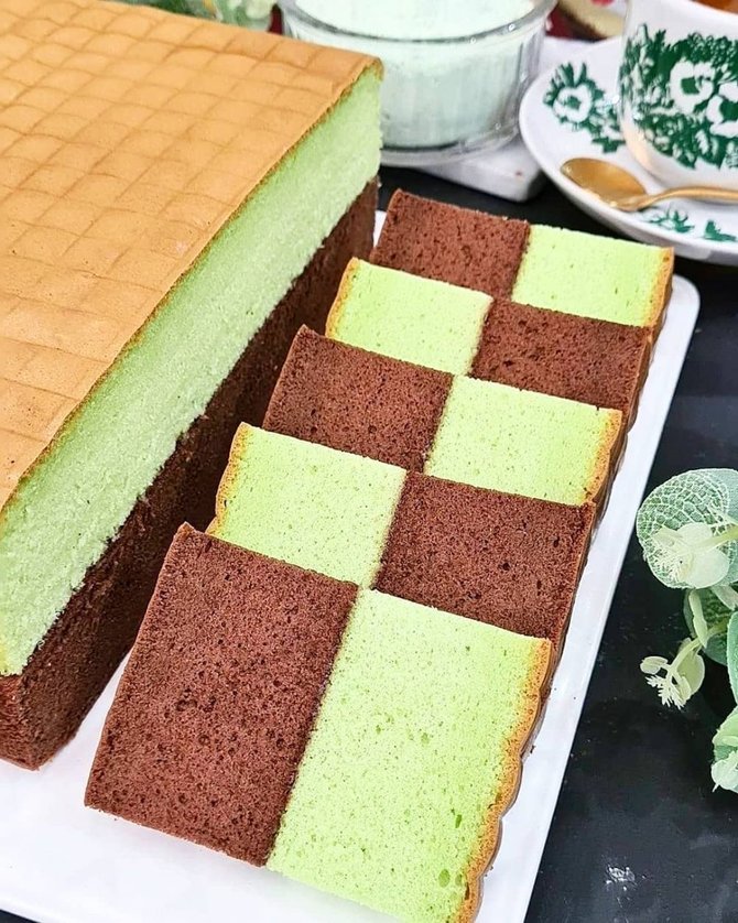 kue lapis surabaya
