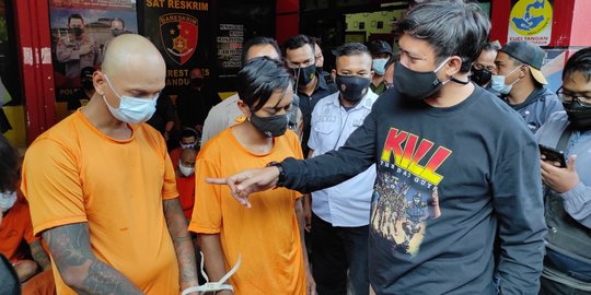 Peras Teknisi Kabel Optik untuk Beli Miras, 2 Anggota Ormas di Bandung Diciduk Polisi