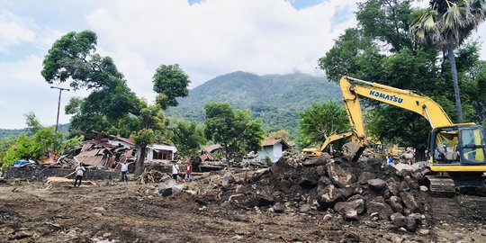 Pemkab Diminta Siapkan Lahan Relokasi Korban Banjir Bandang Adonara dan Lembata