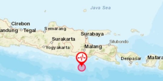 Gempa di Malang Jawa Timur, Warga Berhamburan Keluar Rumah