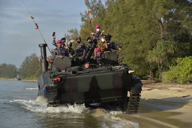 pertarungan sengit pasukan marinir tni al di kepri