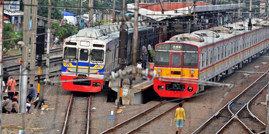 Ada Pohon Tumbang, Perjalanan KRL Rute Tanah Abang-Sudimara Terganggu