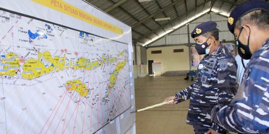 TNI AL Kerahkan 5 KRI Bantu Penanganan Bencana Alam di NTT