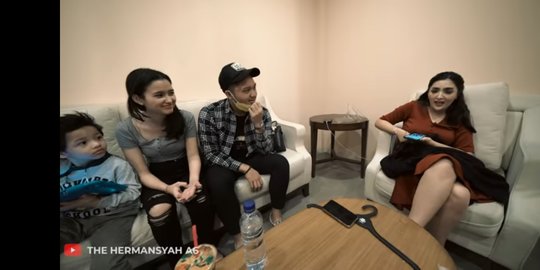 Azriel Makin Lengket dengan Sarah Menzel, Ashanty Beri Tanggapan Ini