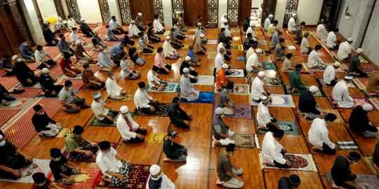 Salat Tarawih di Masjid Agung Solo Dibagi Dua Jemaah, 11 dan 23 Rakaat