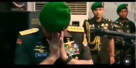 Momen Haru Jenderal Mulyono Lepas Jabatan di TNI, Ini Video Kenangannya