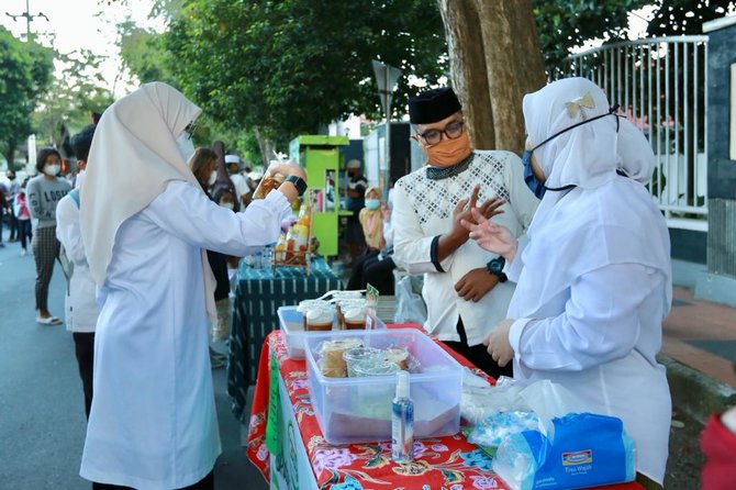 pasar takjil di banyuwangi