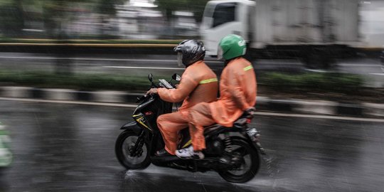 Waspada Hujan Berangin di Tiga Wilayah Jakarta Rabu Siang hingga Sore