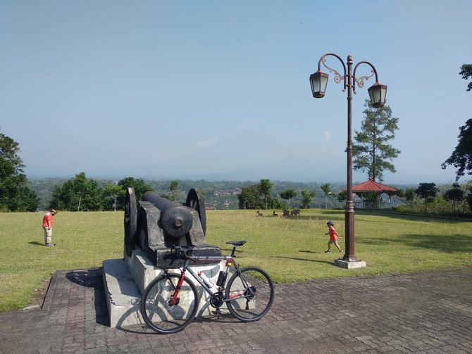 menyusuri saksi bisu sejarah ugm cabang magelang