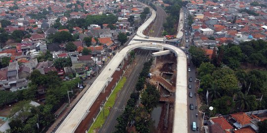 Flyover Tapal Kuda Jakarta Selatan Sudah Mulai Dilewati Kendaraan Bermotor