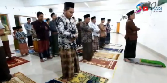 Ponpes di Indramayu Ini Salat Tarawih 'Kilat' 23 Rakaat Hanya 6 Menit, Ini Alasannya
