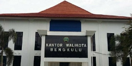 Pesta Miras dengan 3 Wanita hingga Mabuk, Plt Kadis Dukcapil Dicopot Walkot Bengkulu