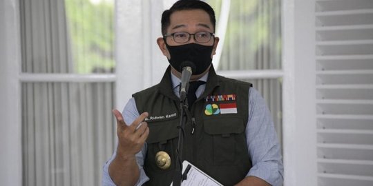 Vaksinasi Lansia Masih Lemah, Ridwan Kamil Soroti Potensi Penularan dari Perantau