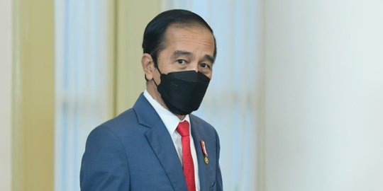 Pesan Jokowi ke Kepala Daerah: Jangan Puas Baca Laporan Saja, Cek Ke Lapangan