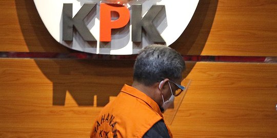 KPK Sita Dokumen Transaksi Perbankan Nurdin Abdullah di Bank Sulbar