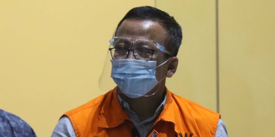 Edhy Prabowo Didakwa Kumpulkan Uang dari Eksportir Lobster Sampai Rp52,3 miliar