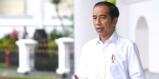 Jokowi Ajak Pejabat & Masyarakat Berzakat: Bantu Saudara Kita yang Kesulitan