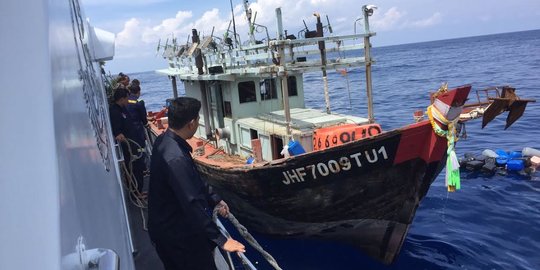 100 Hari Menteri Trenggono, KKP Tangkap 72 Kapal Pencuri Ikan