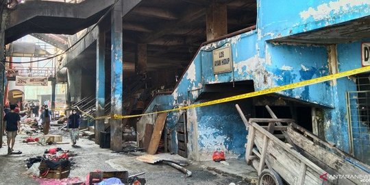 Lurah Pasar Minggu Relokasi Pedagang Korban Kebakaran ke Blok B dan F