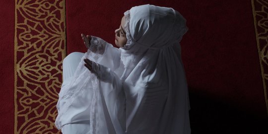 Bacaan Wirid Setelah Sholat Beserta Artinya, Bantu Sempurnakan Ibadah