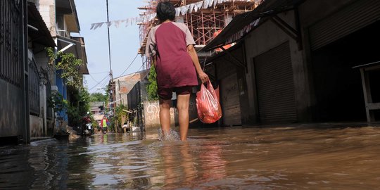 Wagub Riza Sebut Banjir Cipinang Melayu Disebabkan Pembangunan GBK