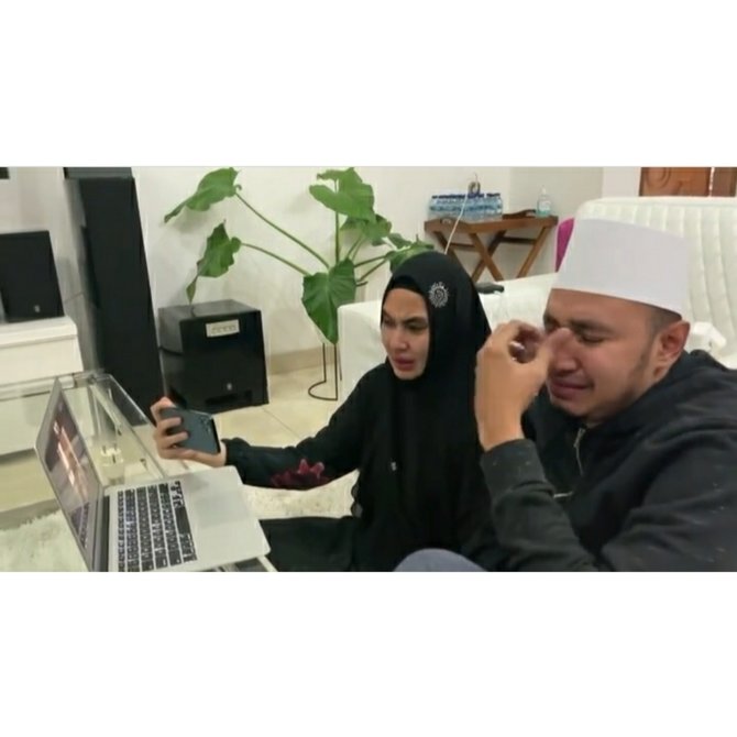 kartika putri dan habib usman video call dengan ipeh