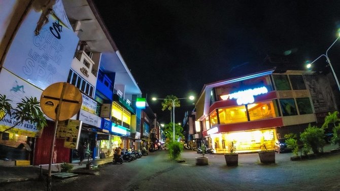 suasana kuta bali