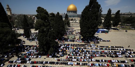 Kerinduan Muslim Palestina Laksanakan Salat Jumat Ramadan di Masjid Al-Aqsa