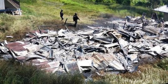 KKB Berulah Lagi di Beoga Papua, Bakar Rumah Kepala Suku dan Tiga Rumah Guru