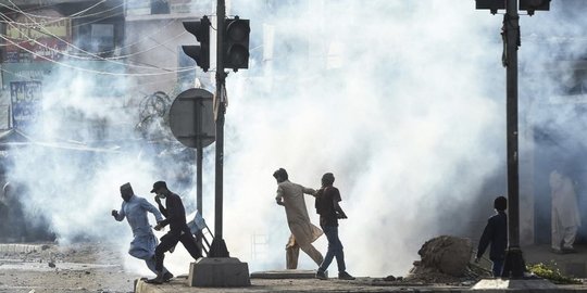 Kelompok Ekstrem Serang Kantor Polisi dan Sandera Enam Petugas