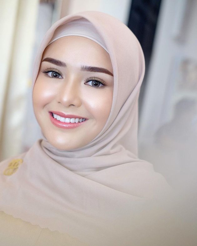 amanda manopo kenakan hijab