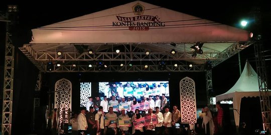 Intip Kemeriahan Tradisi Pasar Bandeng di Gresik, Ada Kontes Ikan Raksasa