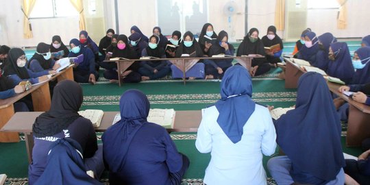 Semangat Warga Binaan Lapas Wanita Malang Hidupkan Ramadan dengan Bertadarus