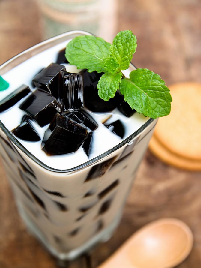 4 Resep Olahan Cincau Hitam 3422