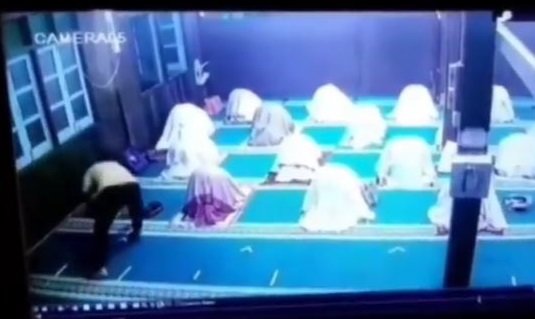 viral aksi pencurian di masjid