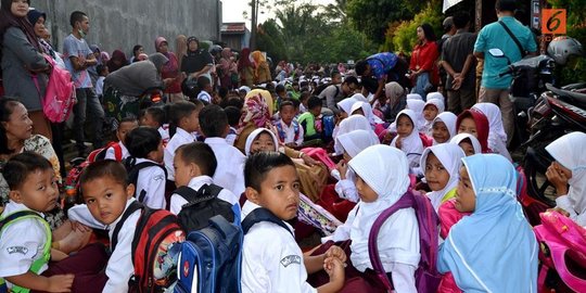 mendapat pendidikan yang laik