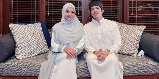 Bikin Pangling, Ini Potret 4  Seleb Kenakan Jilbab saat Bulan Ramadan