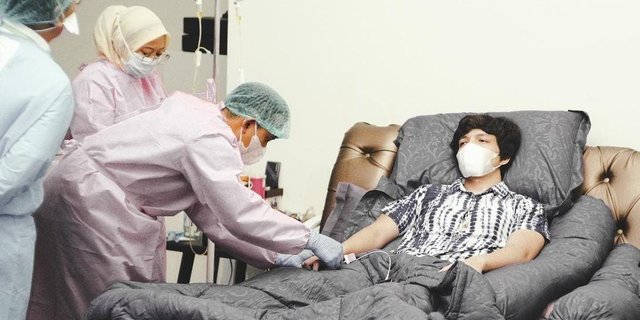 Atta Halilintar Shock Positif Covid 19 Kedua Kalinya Aurel Jatuh Sakit Merdeka Com