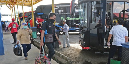 Meski Mudik Dilarang, Jumlah Penumpang Bus di Depok Mengalami Kenaikan
