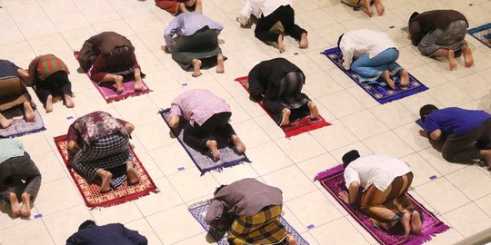 DMI Ingatkan Masyarakat Tetap Tetap Patuh Prokes Saat Salat Tarawih