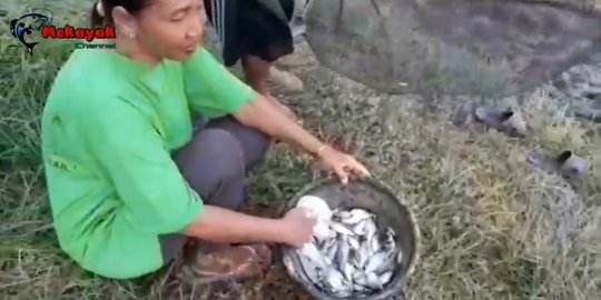 4 Tradisi Ngabuburit Seru di Jatim, Balap Perahu Layar Mini hingga Cari Ikan Mabuk
