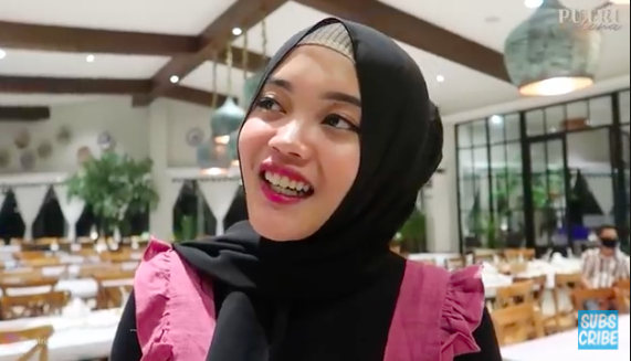 putri delina