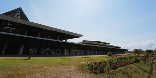 Modal APBD, Bandara Blimbingsari Banyuwangi Dinilai Cantik dan Modern