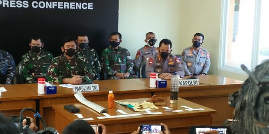 Panglima TNI Beberkan Bukti Ditemukannya KRI Nanggala 402 dan Prajurit yang Gugur