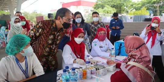 Bangkitkan Kesadaran Vaksin, Makassar Gelar Festival Smart Vaksinasi