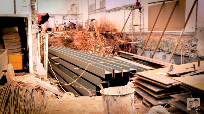 baim tinjau progres pembangunan rumahnya